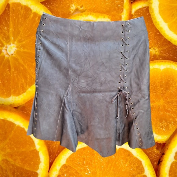 VENUS Genuine Leather Skirt Gray Laced Trimmed Flared Hem Women's Medium - Picture 1 of 6